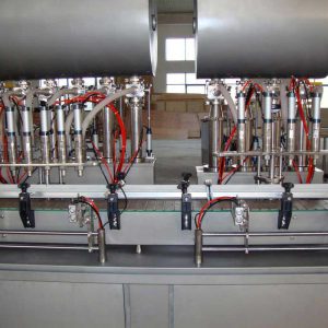 PneAumatic驱动的活塞热灌装机