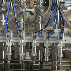 合成果汁厂，烫矿机，天然果汁灌装机和自动果汁灌装机