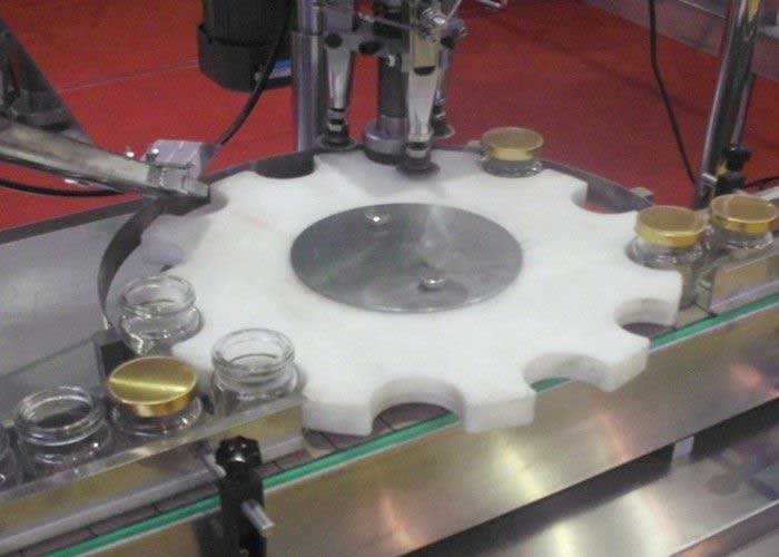 适用于油脂、洗液、果冻、乳膏等瓶装、瓶盖机。